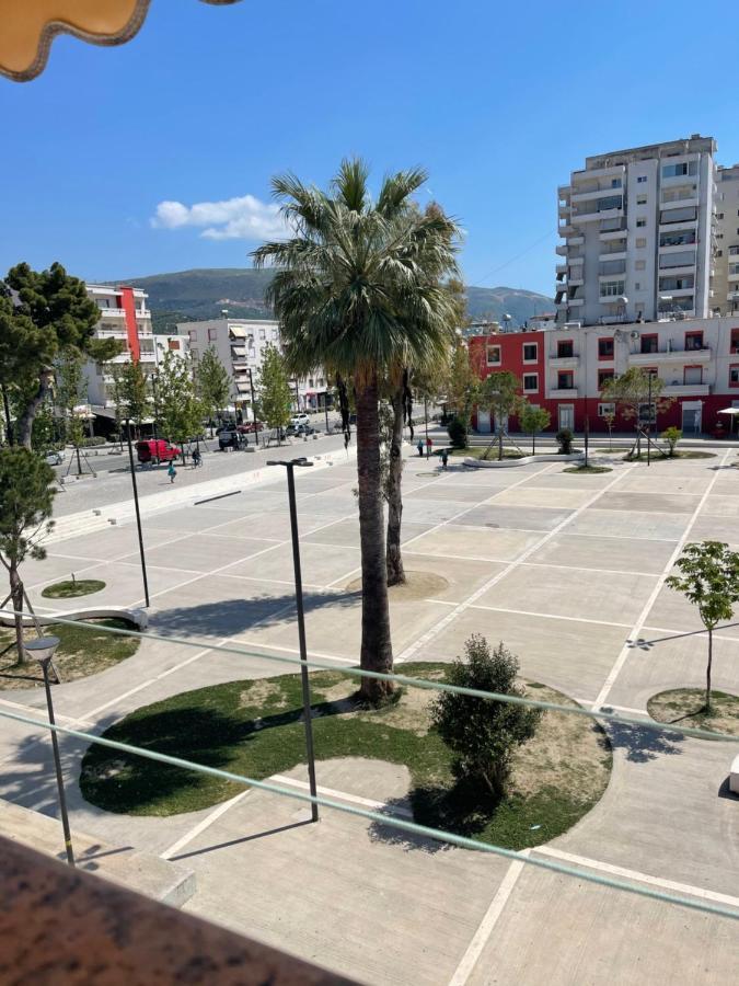Sunkissed Centre Apartment Avlonya Dış mekan fotoğraf